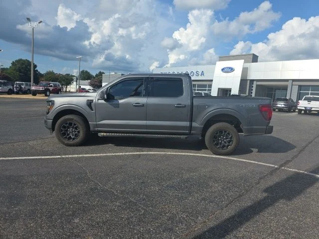 Used 2024 Gray Metallic Ford XLT image 6