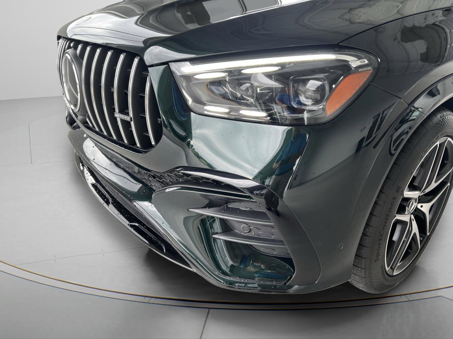 2025 Mercedes-Benz GLE AMG GLE 53 - Photo 8