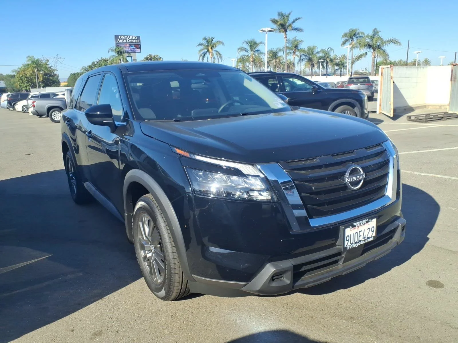 Certified Used 2025 Super Black Nissan S image 6