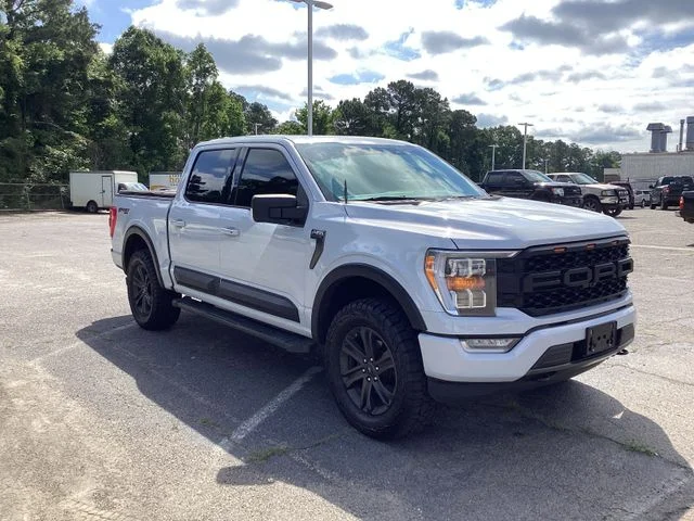 Used 2021 White Metallic Ford XLT image 1