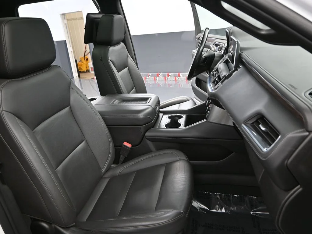 Used 2023 White Chevrolet Z71 image 58