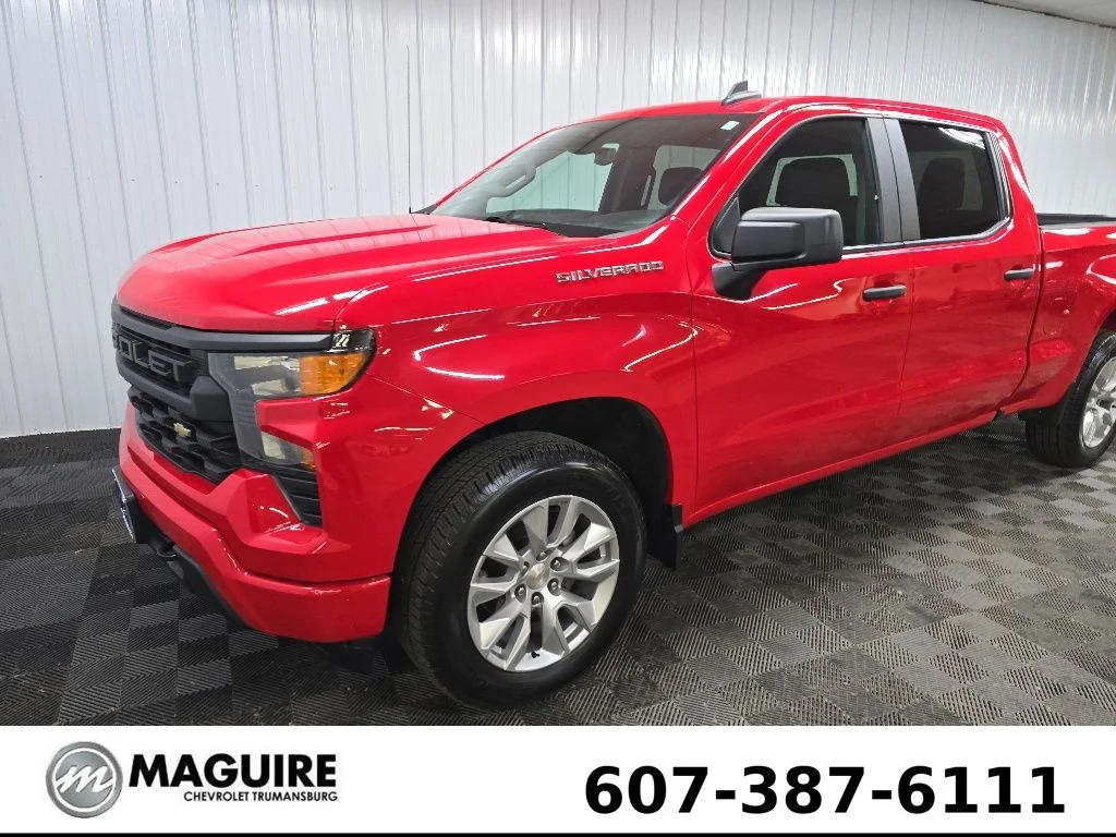Used 2023 Red Chevrolet Custom image 8