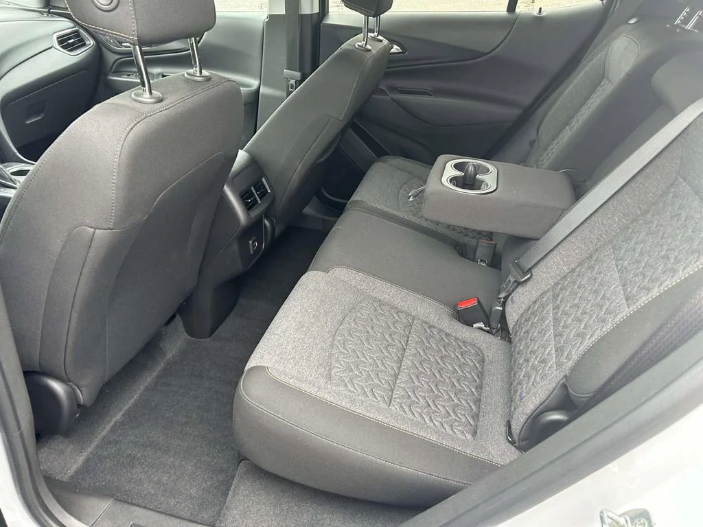 Used 2022 Iridescent Pearl Tricoat Chevrolet LT image 13