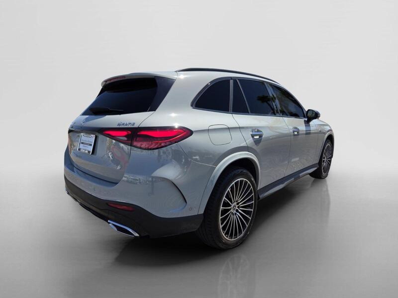 Certified Used 2025 MANUFAKTUR Alpine Grey Mercedes-Benz GLC 350e image 5