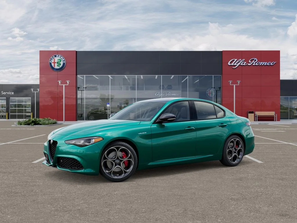 New 2025 Verde (Green) Fangio MetallicExterior Paint Alfa Romeo Base image 2