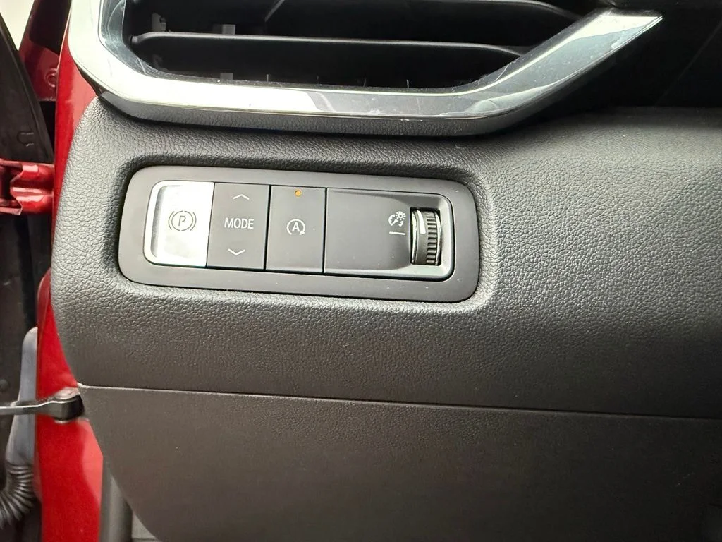 Used 2024 Red GMC Elevation image 23
