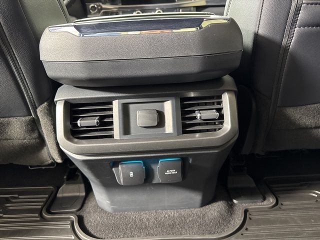 Used 2025 Black Ford Lariat image 13