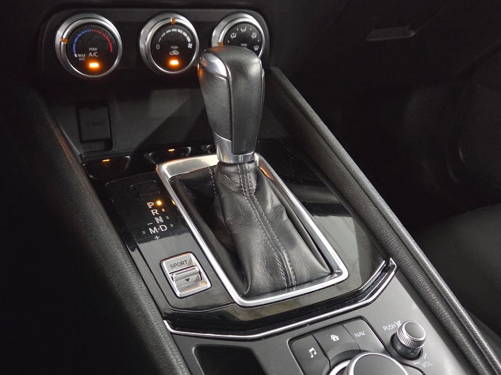 Used 2020 White Mazda Sport image 26