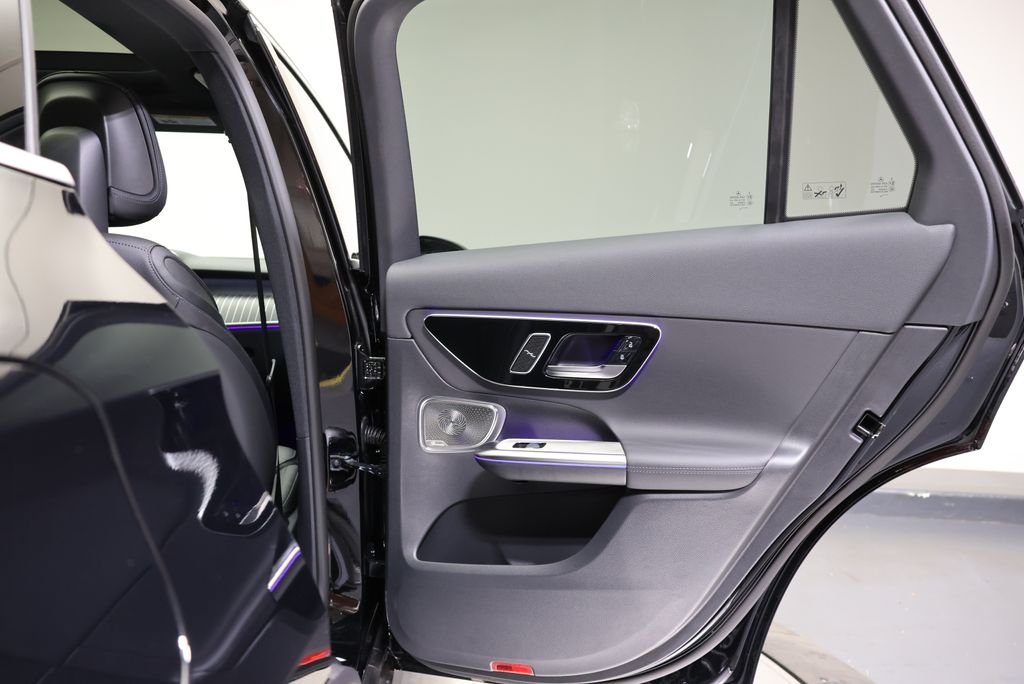 New 2026 Black Mercedes-Benz GLC 300 image 49