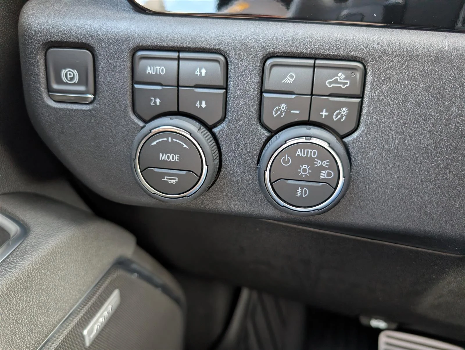 2026 Chevrolet Silverado 1500 RST - Photo 39