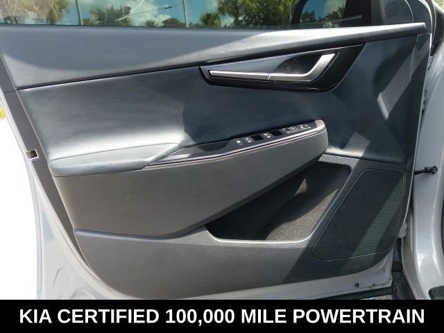 Used 2025 Gray Kia Light image 22