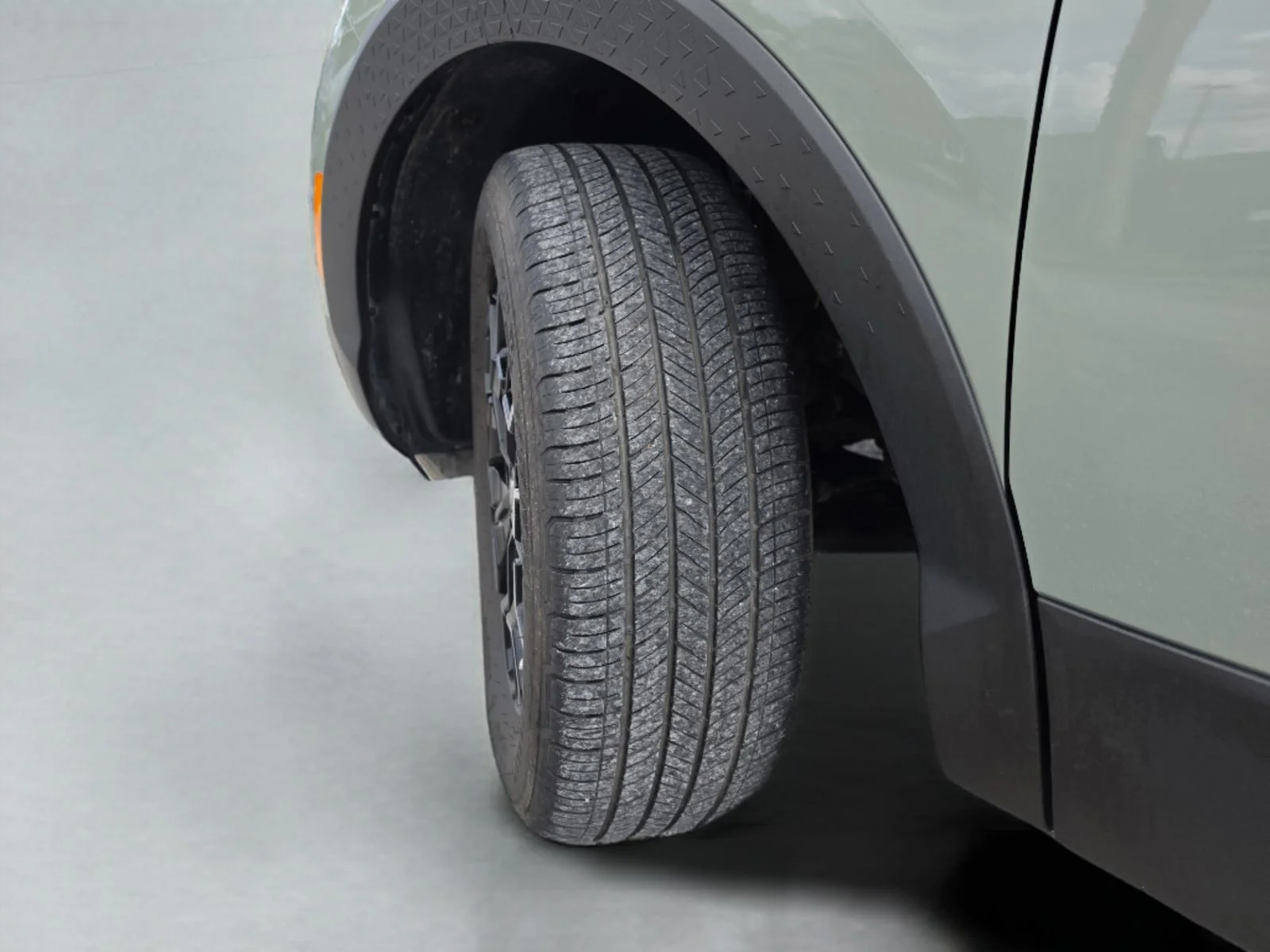 Used 2024 Green Hyundai SE image 37