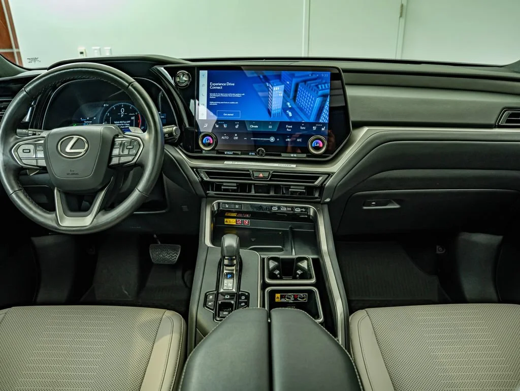 2025 Lexus TX Premium - Photo 29