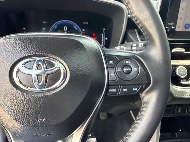 Used 2024  Toyota Hybrid XSE image 27