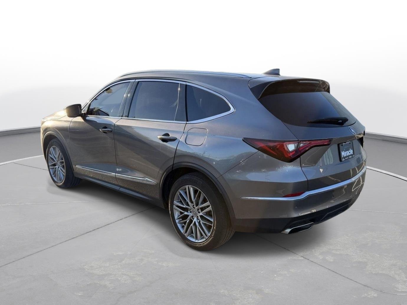 Used 2022 Liquid Carbon Metallic Acura SH-AWD w/Advance image 2