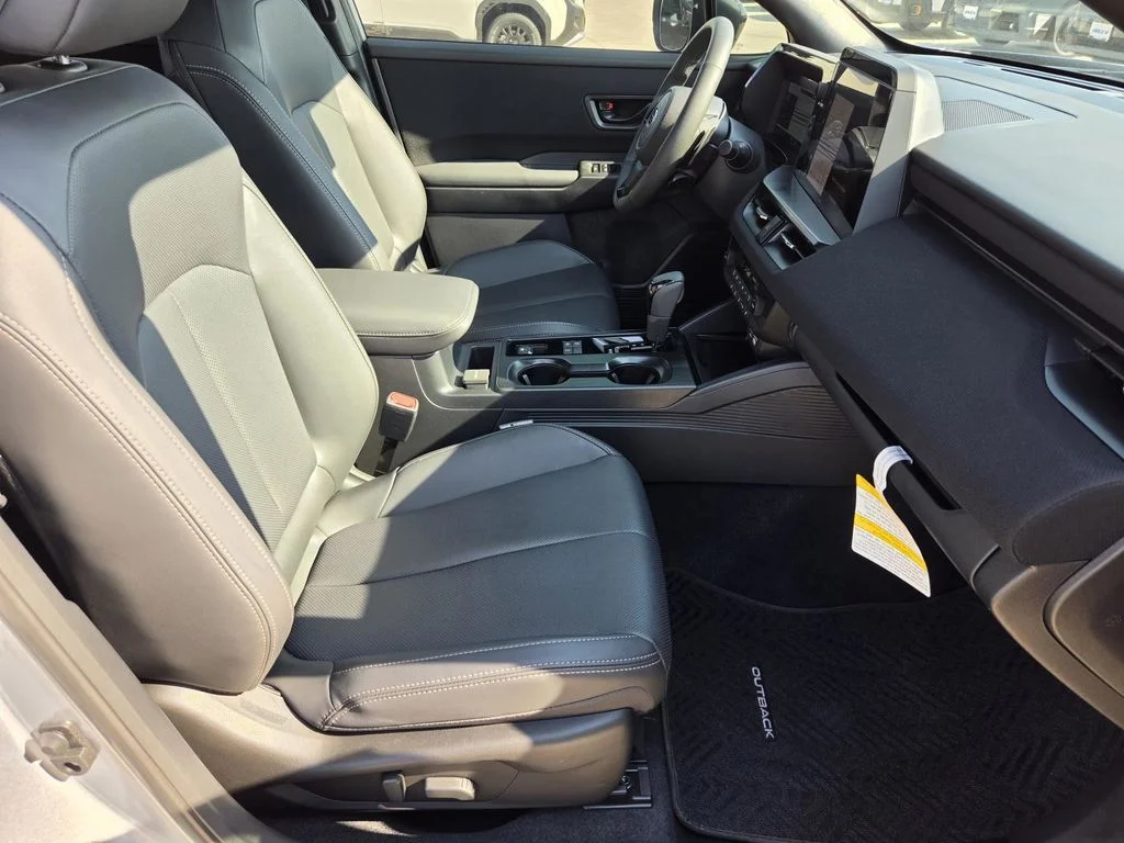 2026 Subaru Outback Limited - Photo 8