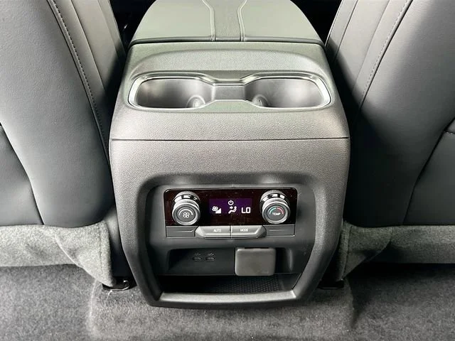 2026 Buick Enclave Sport Touring - Photo 18