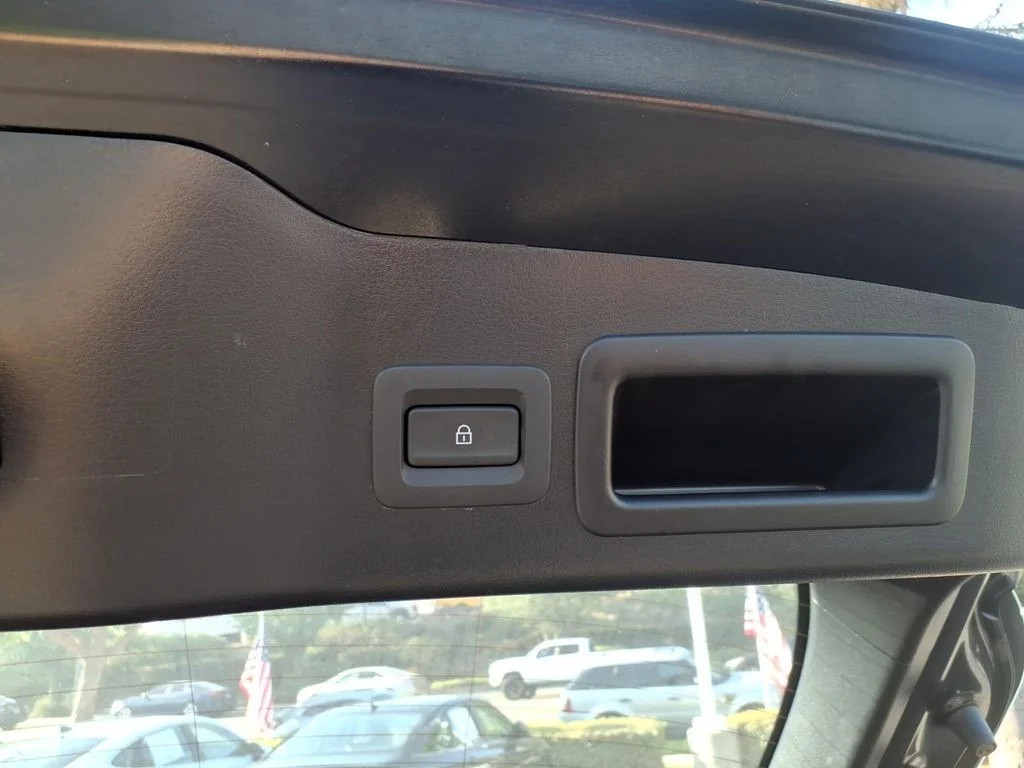 Used 2025 Black Mazda 2.5 S Select Sport image 6