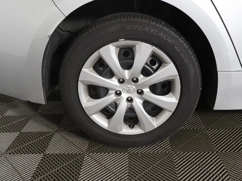 Used 2025 Silver Toyota LE image 18