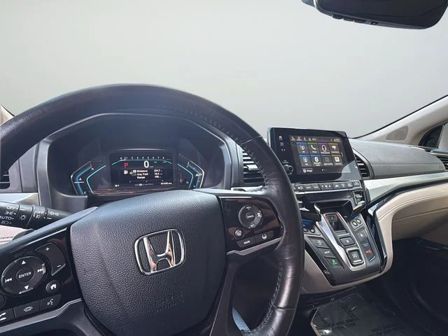 Used 2019 White Honda Elite image 9