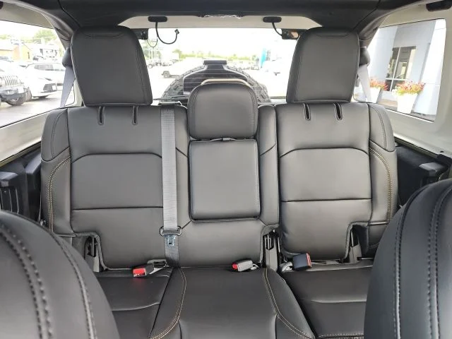 2025 Jeep Wrangler 4-Door Rubicon 392 Final Edition - Photo 41