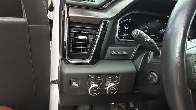 Used 2023 White GMC Denali Ultimate image 20