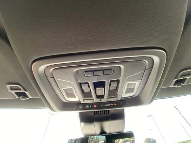 Used 2025 Black GMC AT4 image 22