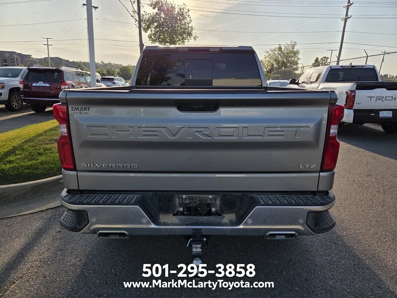 Used 2026 GRAY CHEVROLET 4WD CREW CAB 147" LTZ image 4