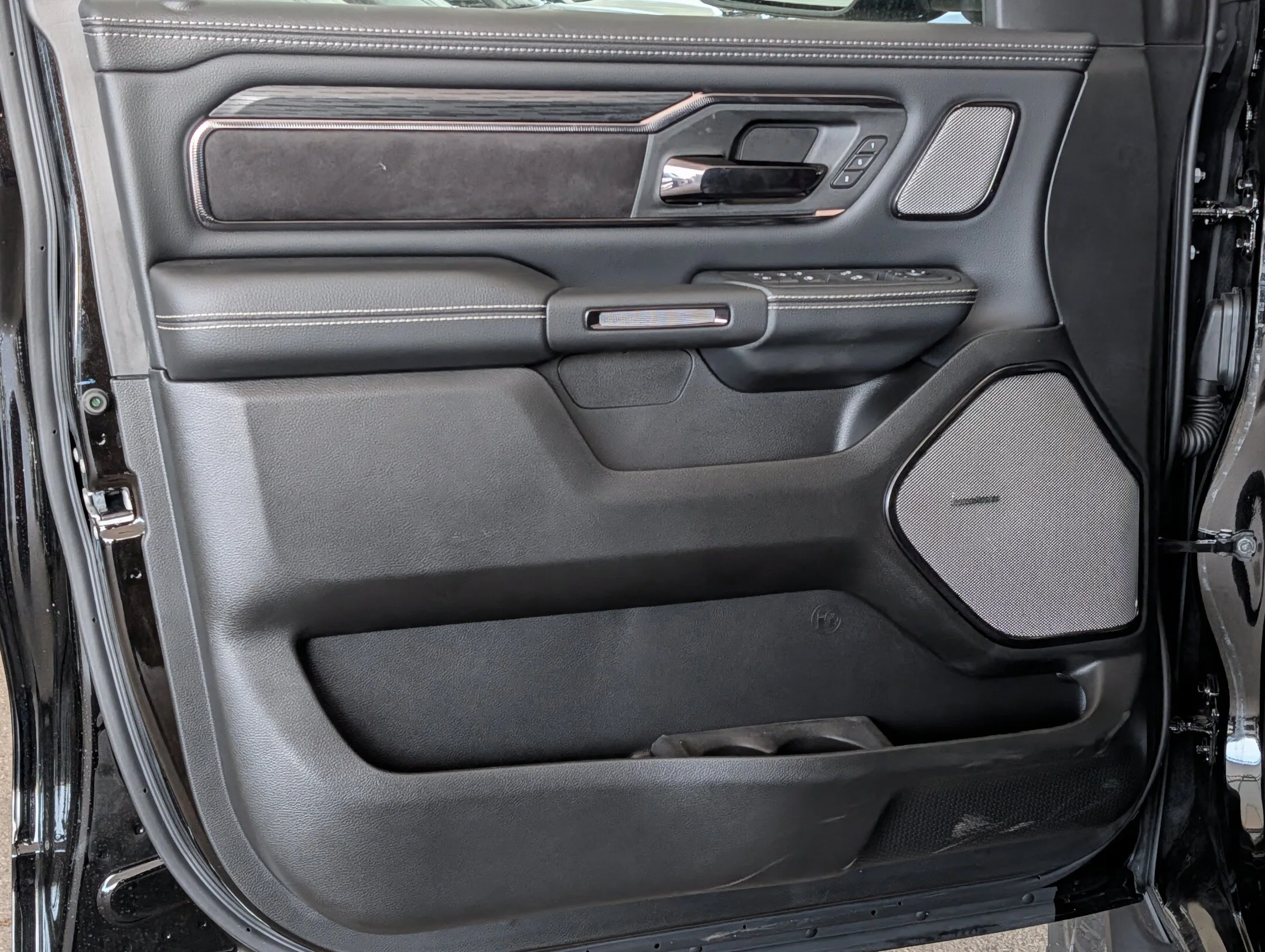 New 2027 Black RAM Rebel - - Rebel X Pkg - Level 2 Grp - Pano Sunroof - Harman/Kardon Audio & More! image 12