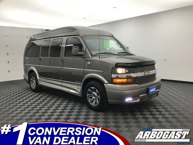 Used 2023 Bronze Chevrolet Explorer Limited SE image 1
