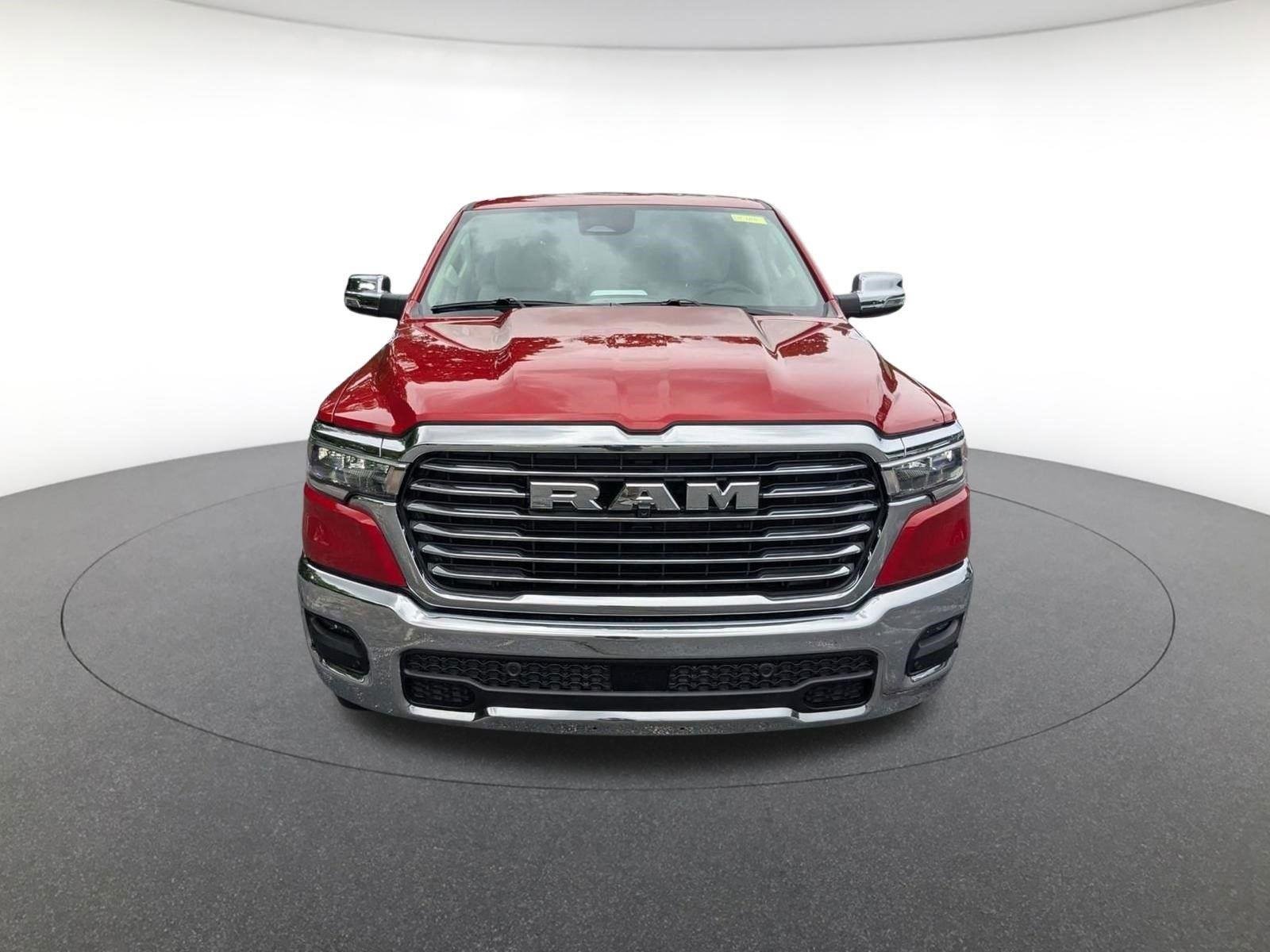 New 2026 Molten Red Pearl-Coat Exterior Paint RAM Laramie image 9