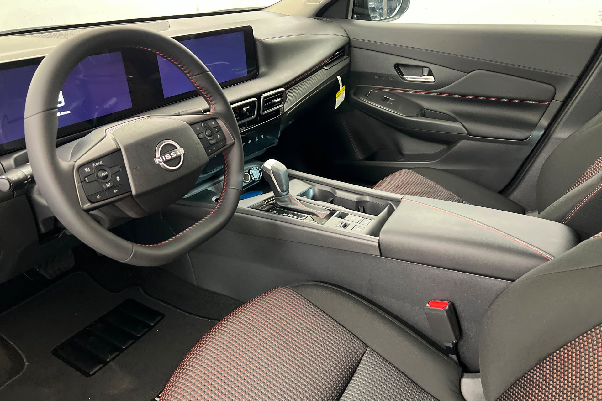 New 2027 Atlantic Gray Metallic Nissan SR image 16