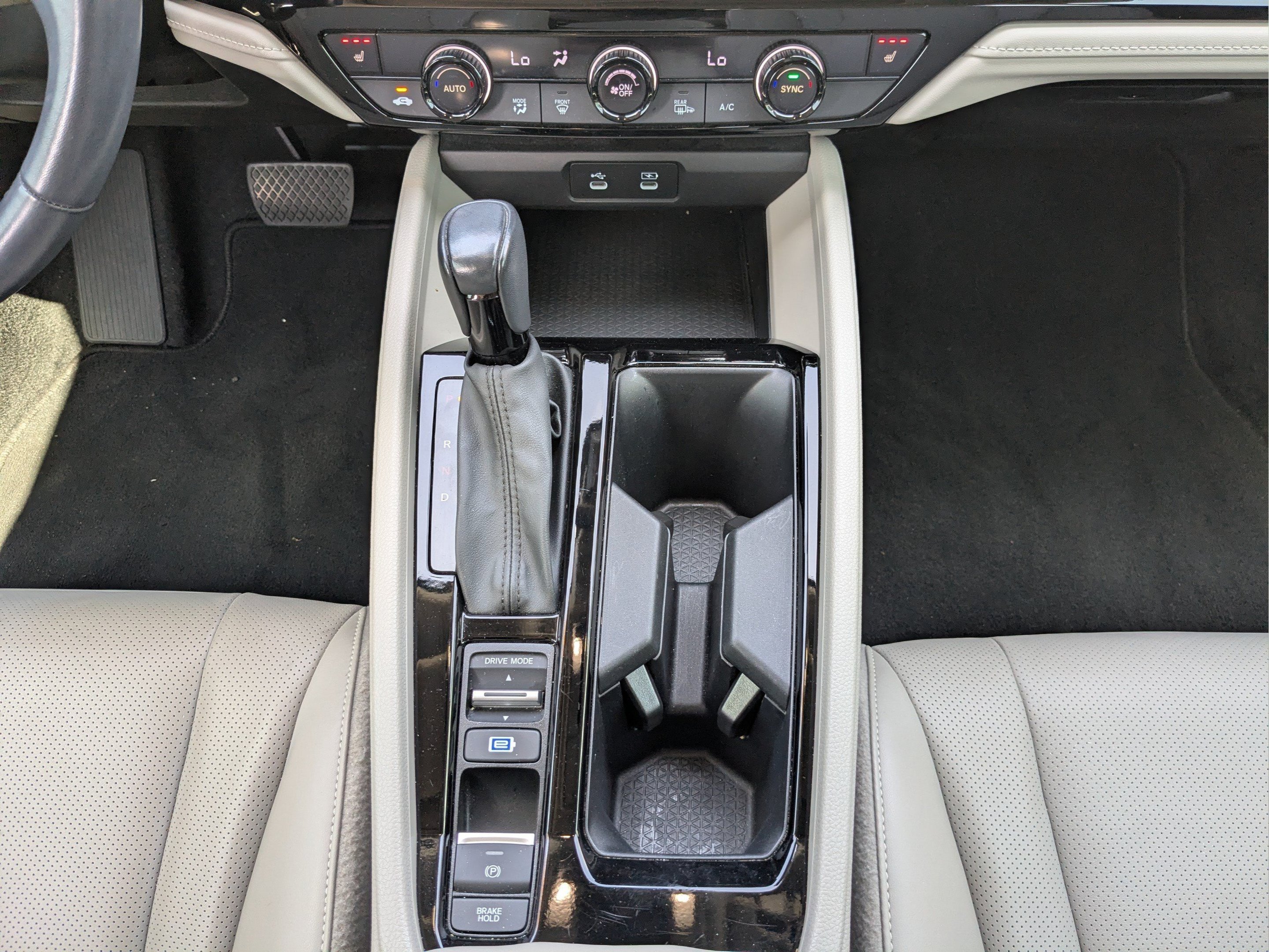 2023 Honda Accord Hybrid EX-L - Photo 16