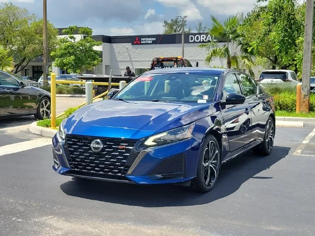 Certified Used 2023 Blue Nissan 2.5 SR image 29