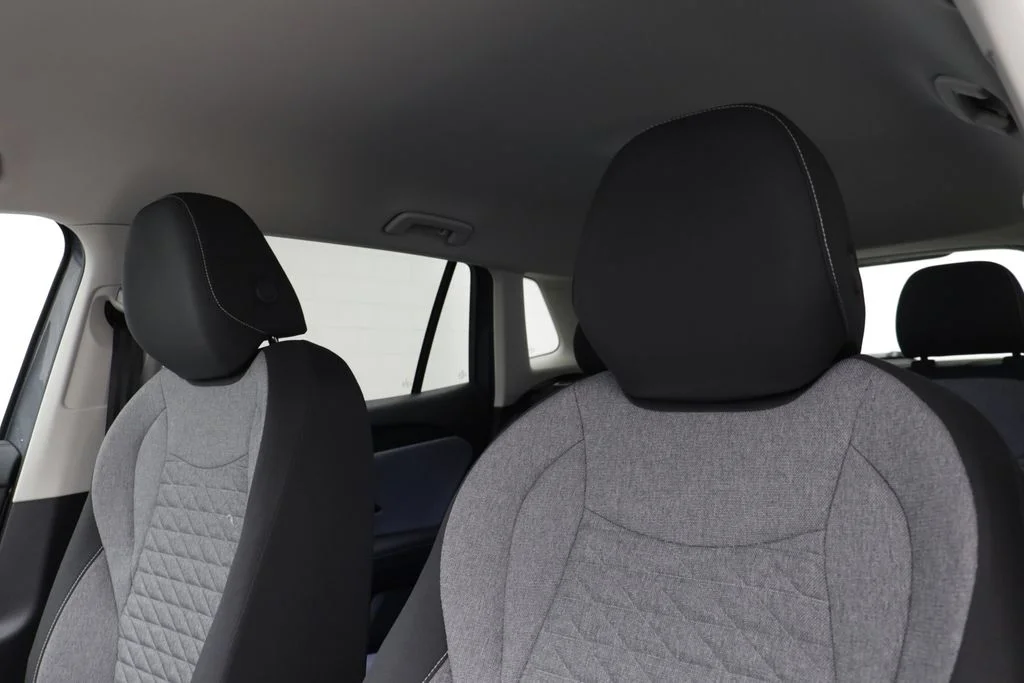 New 2026 Platinum Gray Volkswagen 2.0T S image 13