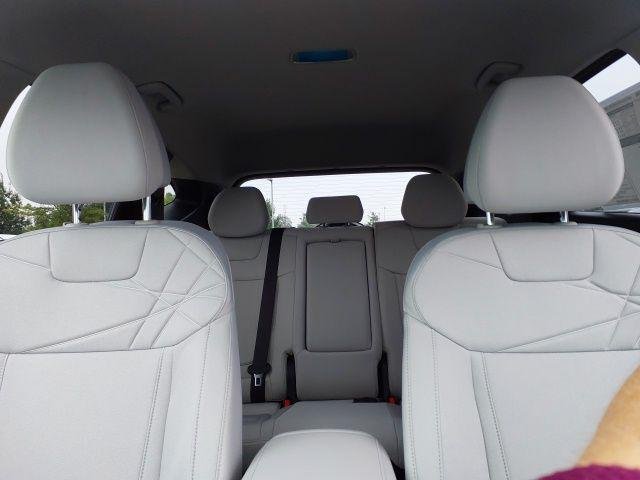 New 2026 Gray Hyundai SEL image 25