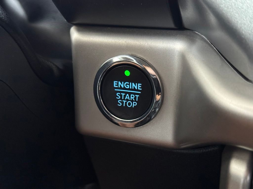 Used 2024 Black Ford XLT image 40