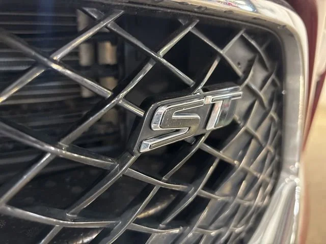 Used 2025 Cinnabar Metallic Buick Sport Touring image 3