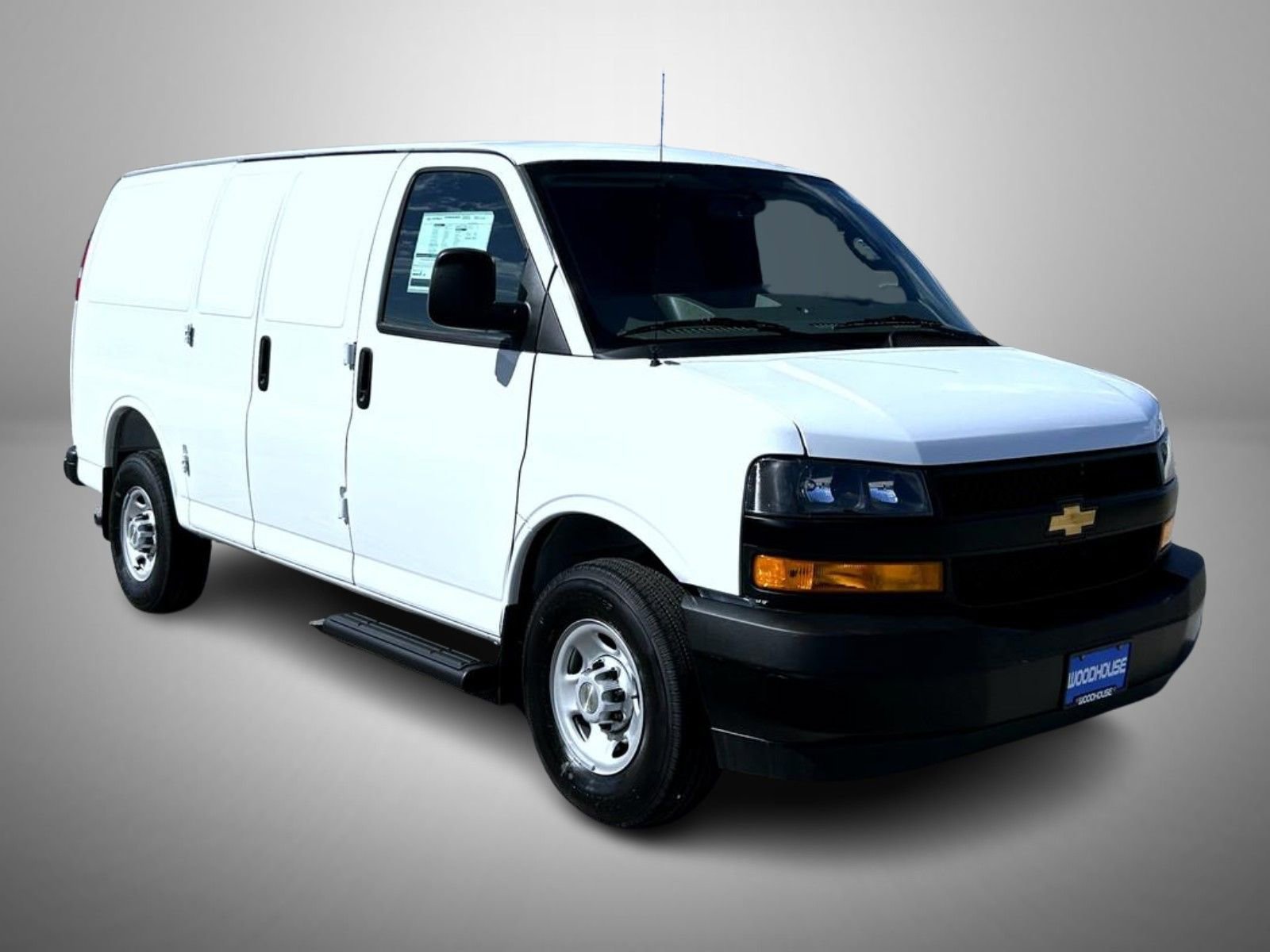 2025 Chevrolet Express Cargo Work Van - Photo 3