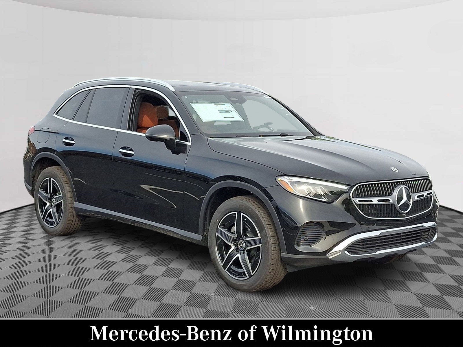 New 2027 Obsidian Black Metallic Mercedes-Benz GLC 300 image 1