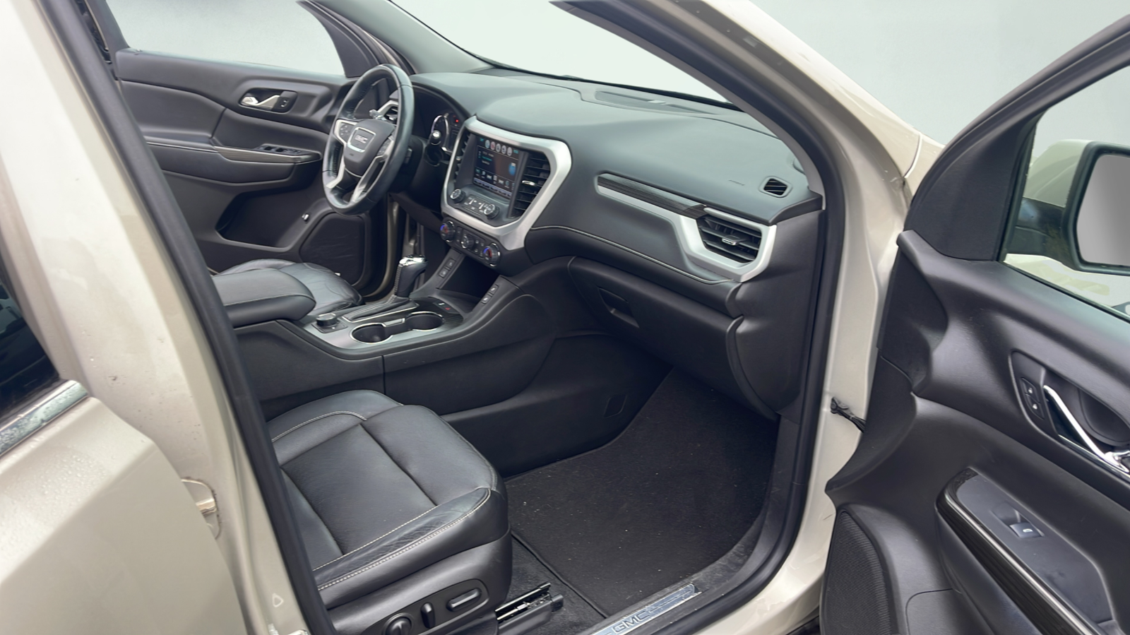 Used 2017 Sparkling Silver Metallic GMC SLT-1 image 18