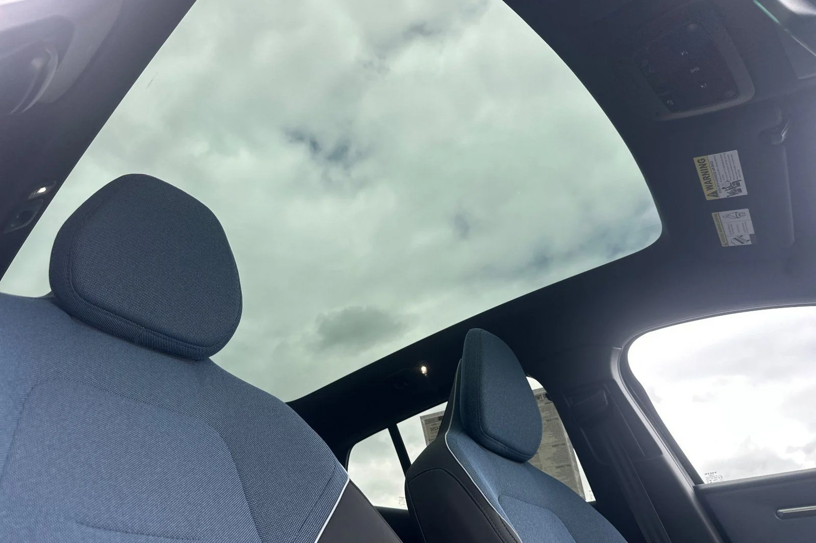 New 2026 Onyx Black Volvo Ultra image 16