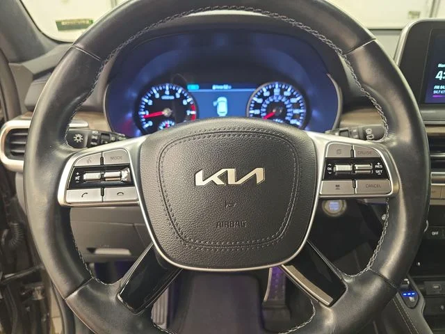 Used 2022 Dark Moss Kia SX image 33