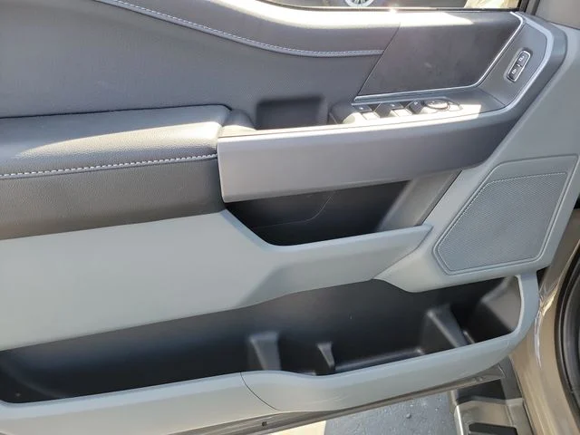 New 2026 Marsh Gray Ford XLT image 21
