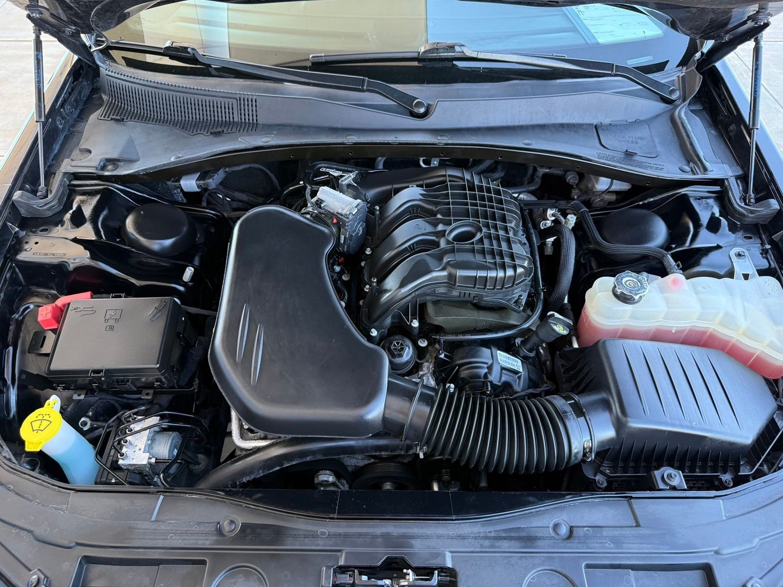 2023 Chrysler 300 S - Photo 39