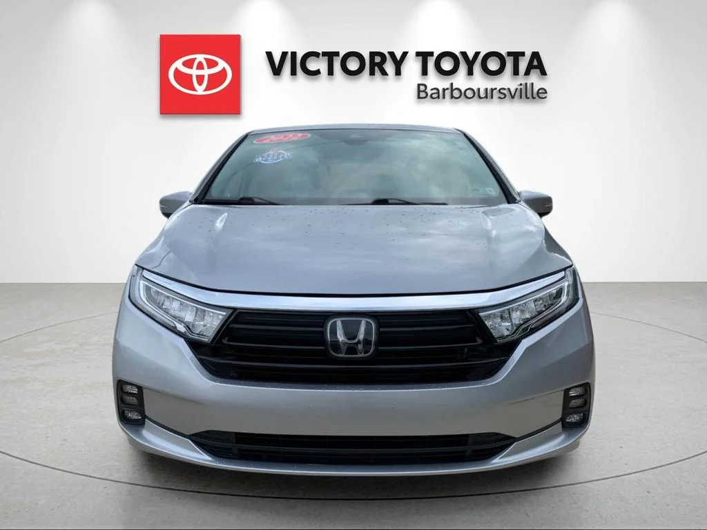 Used 2022 Silver Honda EX-L image 8