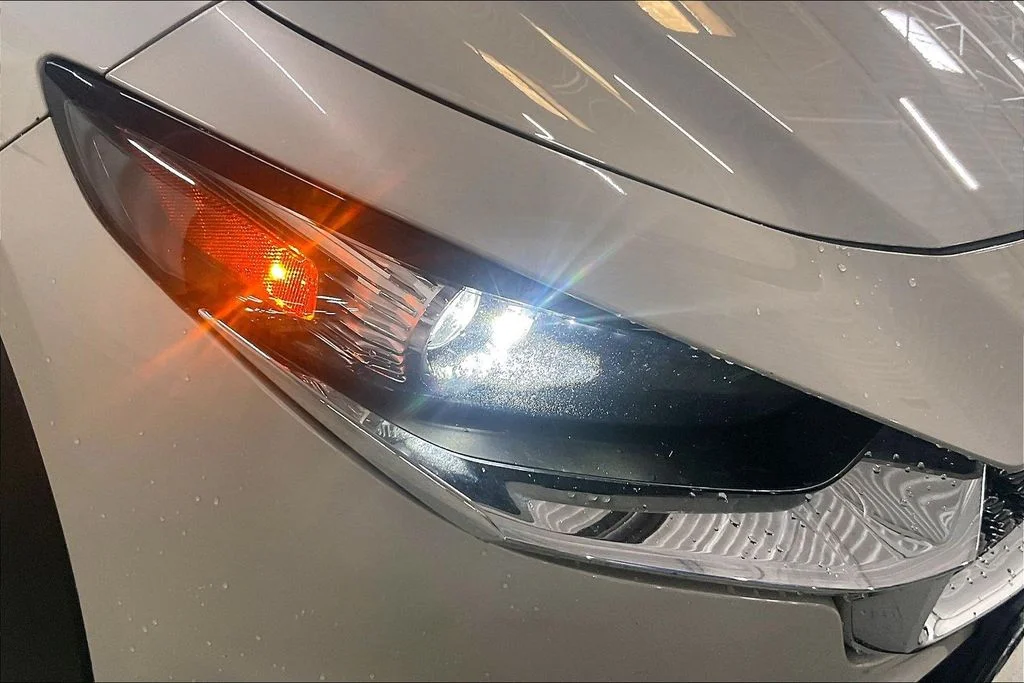 Used 2024 Silver Mazda 2.5 S Preferred Package image 29