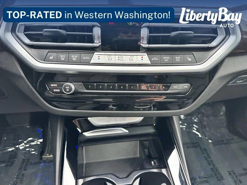 Used 2022 Black BMW xDrive30i image 47
