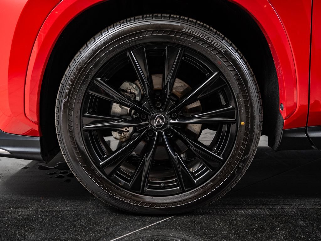 Used 2024 Redline Lexus 350 F SPORT Handling image 13