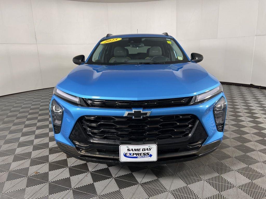 Used 2025 Marina Blue Chevrolet ACTIV image 14